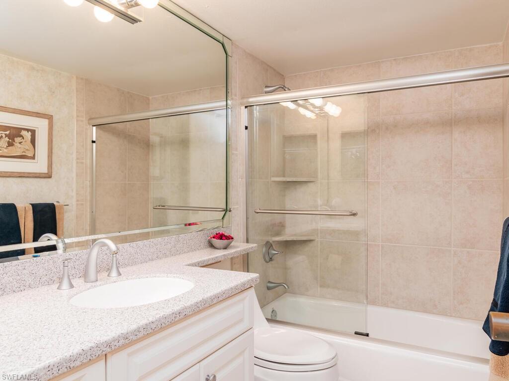 320 Seaview CT # 1506