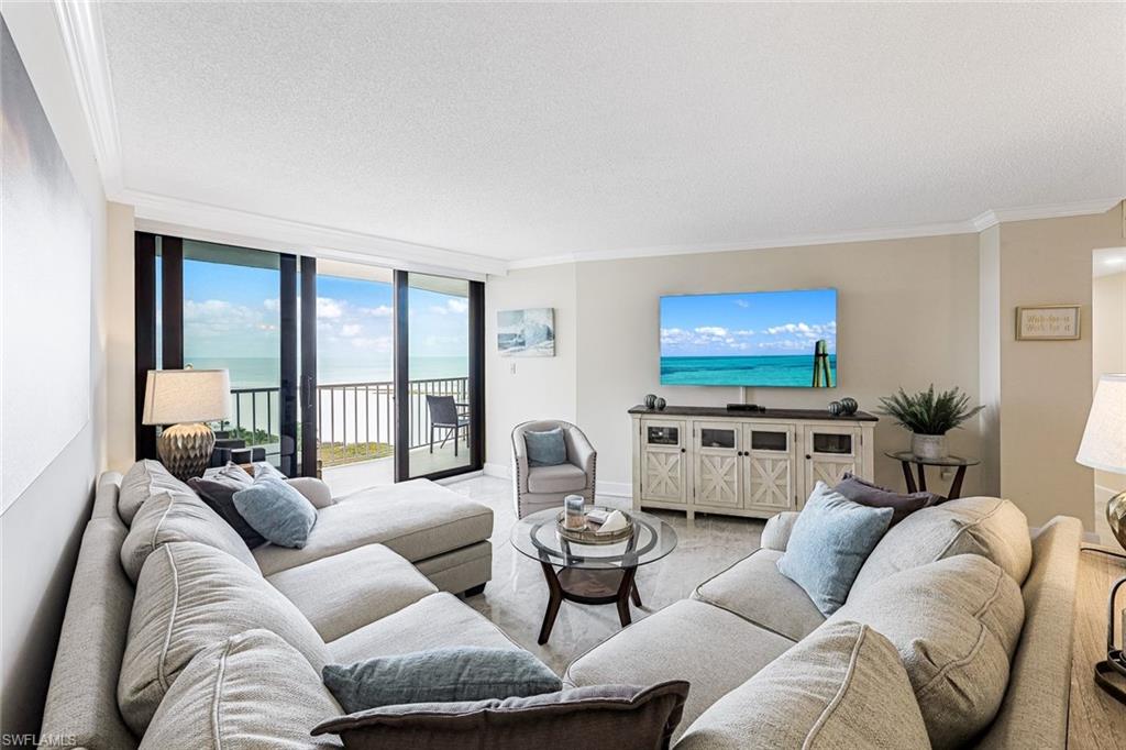 260 Seaview CT # 1207