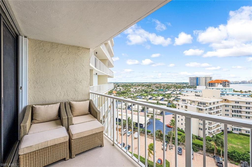 260 Seaview CT # 1207