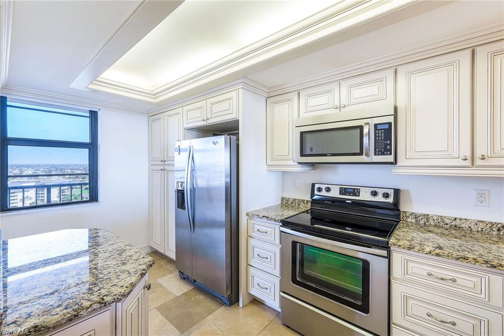 380 Seaview CT # 1501