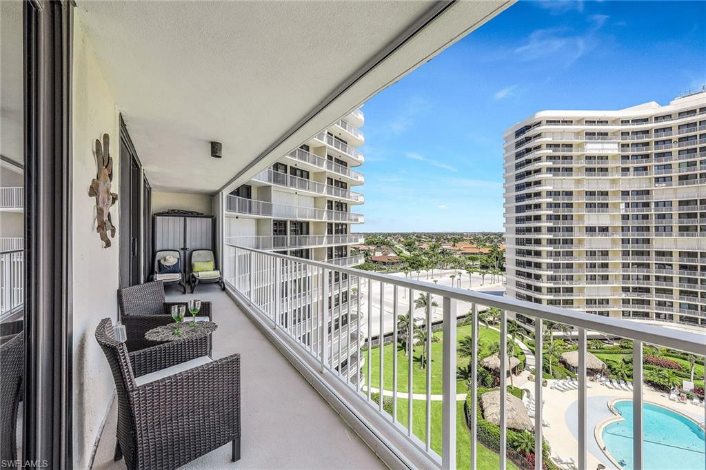 320 Seaview CT # 909 Unit: 2-909