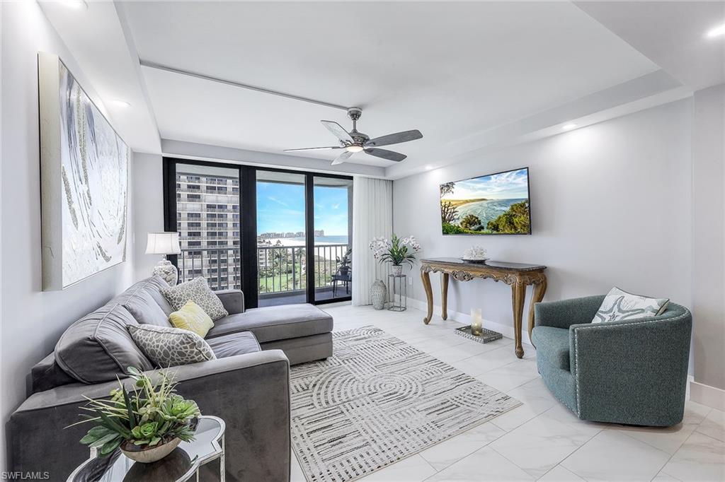 320 Seaview CT # 909 Unit: 2-909