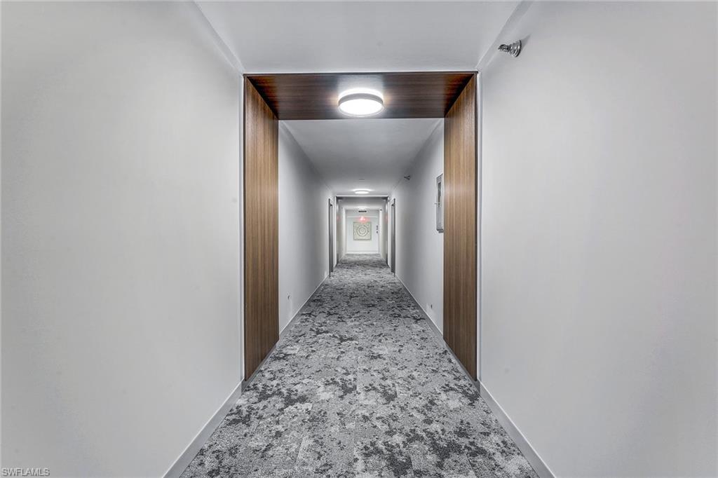 320 Seaview CT # 909 Unit: 2-909