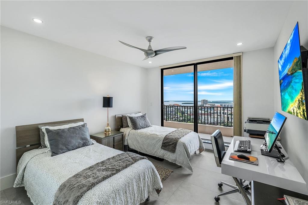 850 S Collier BLVD # 1 Unit: PH 1