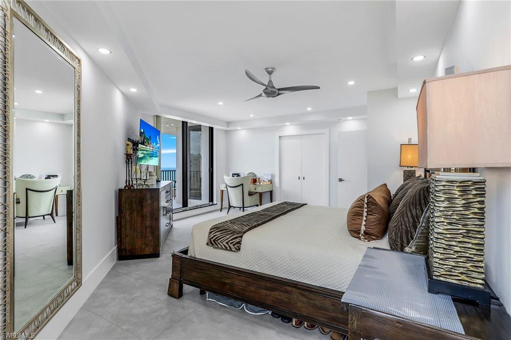 850 S Collier BLVD # 1 Unit: PH 1