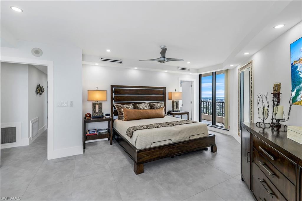 850 S Collier BLVD # 1 Unit: PH 1