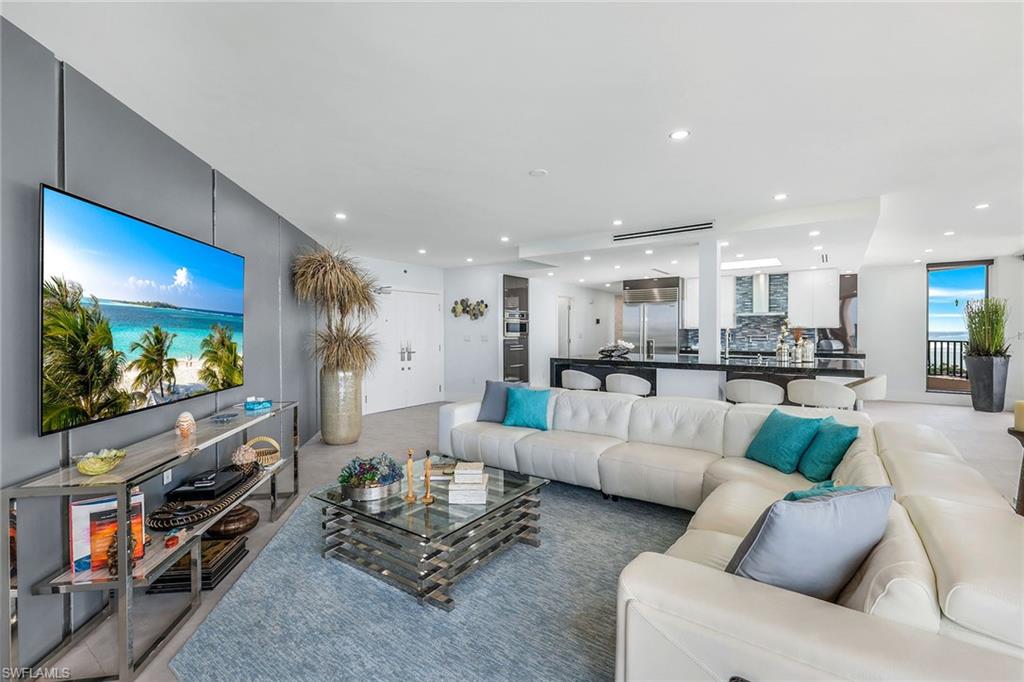 850 S Collier BLVD # 1 Unit: PH 1