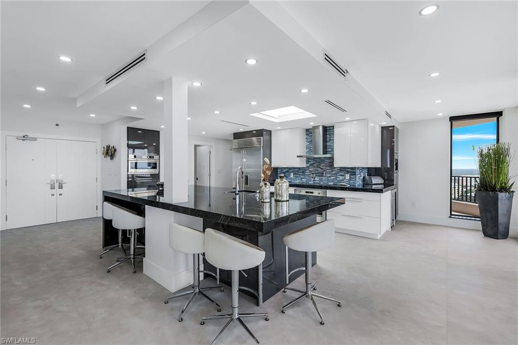 850 S Collier BLVD # 1 Unit: PH 1