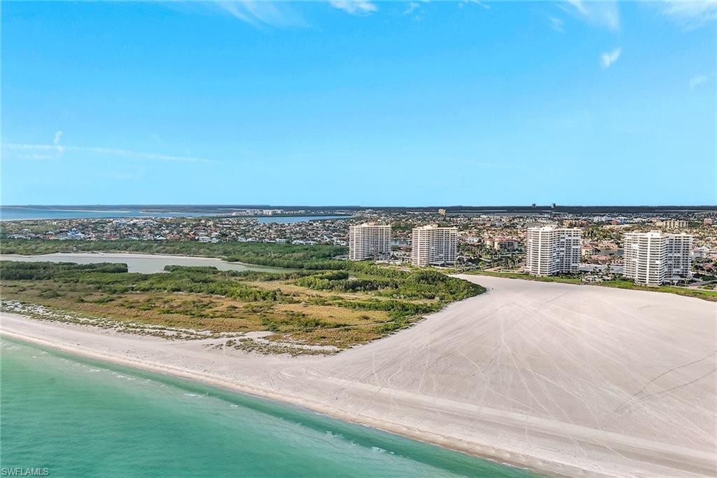 320 Seaview CT # 305 Unit: 2-305