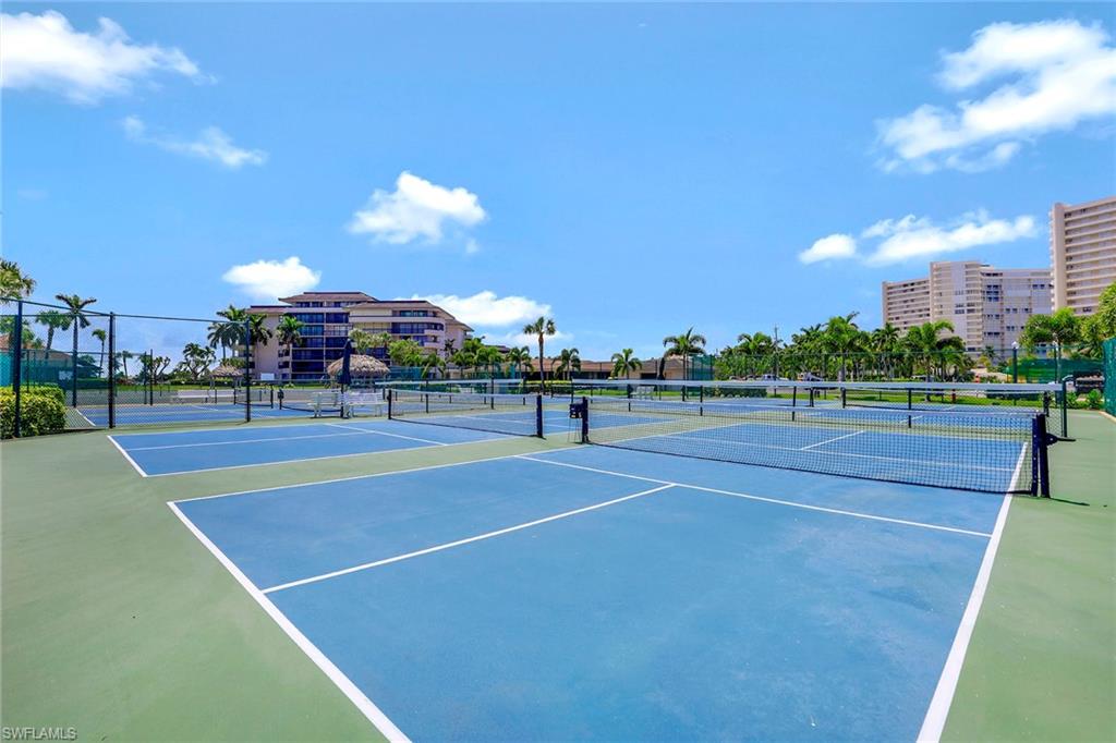 320 Seaview CT # 305 Unit: 2-305