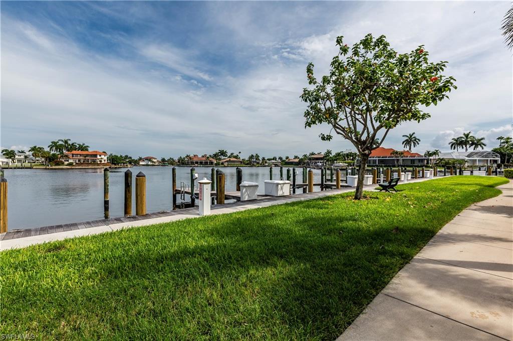 525 Seaview CT M1