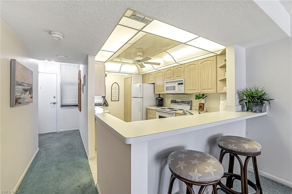 260 Seaview CT # 905