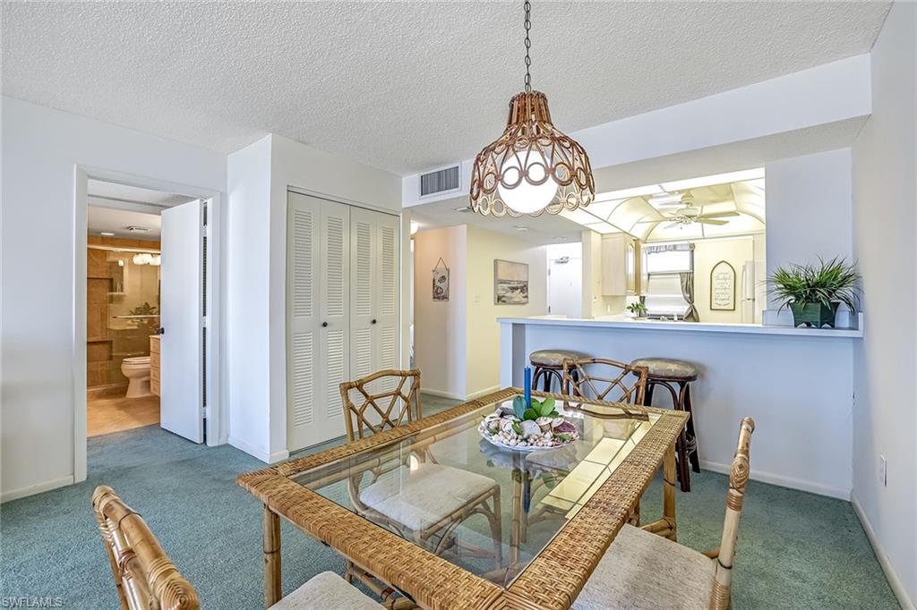 260 Seaview CT # 905