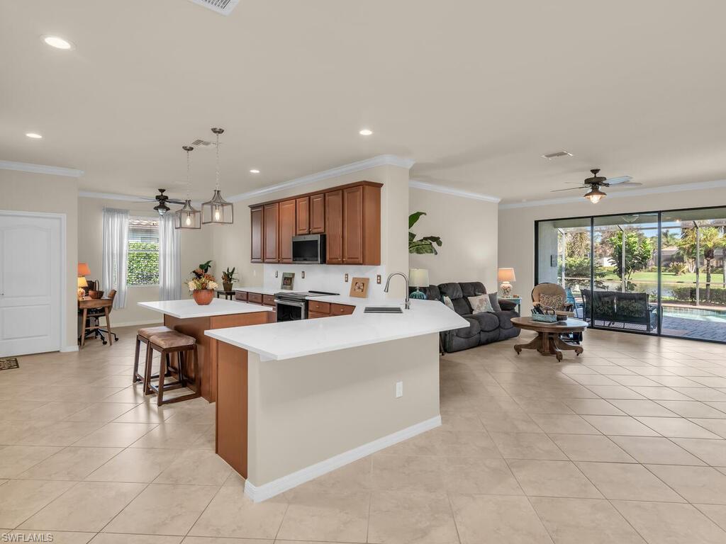3817 Ruby WAY