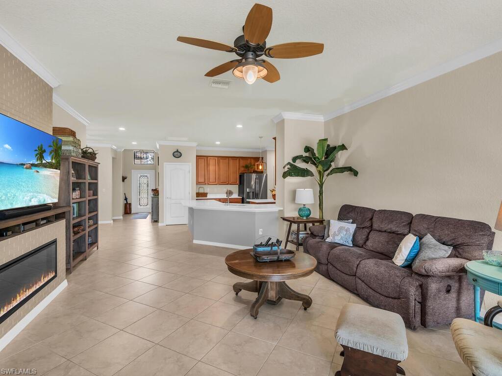 3817 Ruby WAY