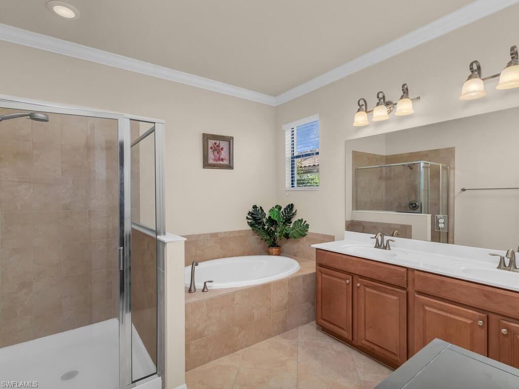 3817 Ruby WAY