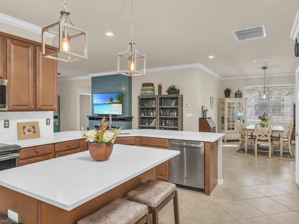 3817 Ruby WAY