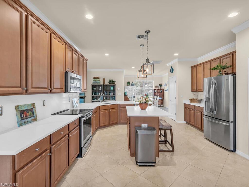 3817 Ruby WAY