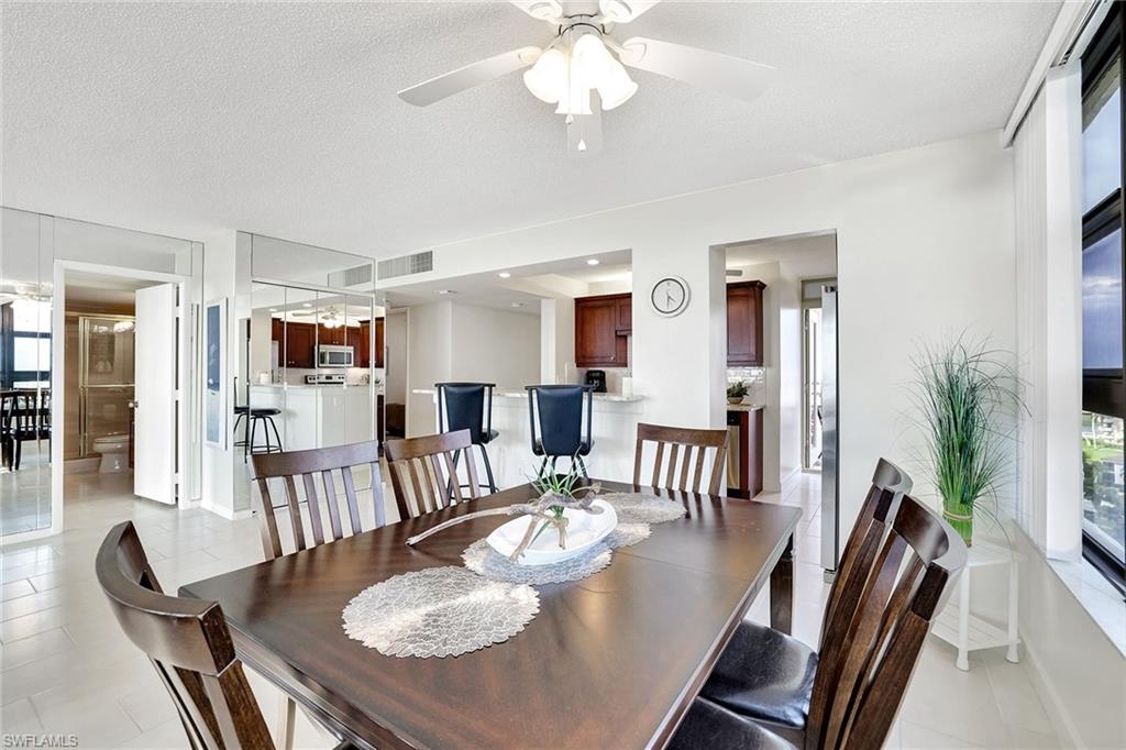 260 Seaview CT # 906