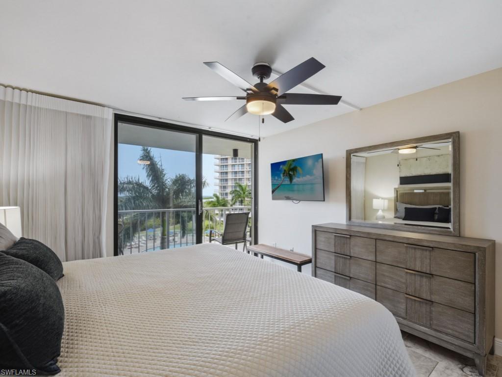 380 Seaview CT 403