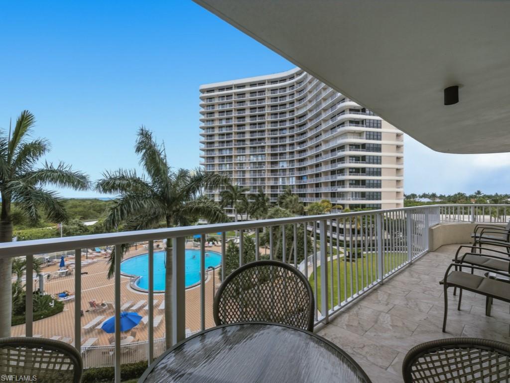 380 Seaview CT 403