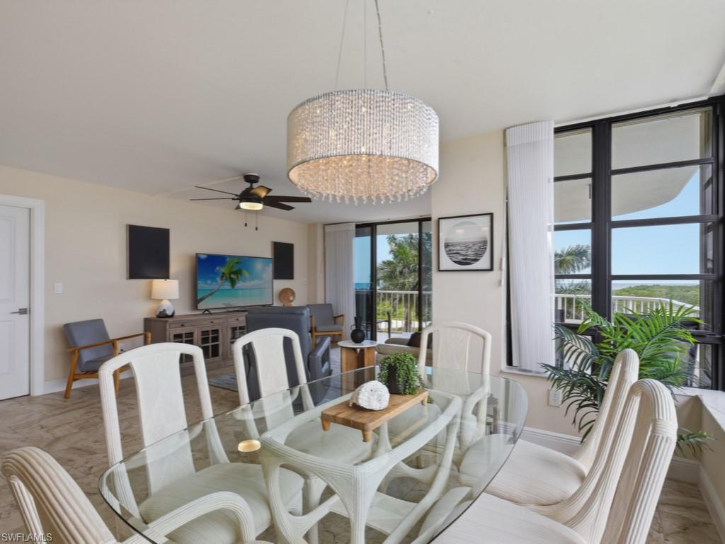 380 Seaview CT 403
