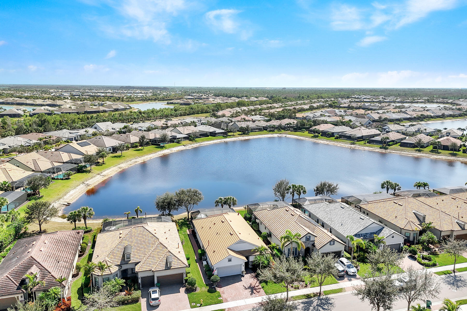 7460 BLACKBERRY DRIVE