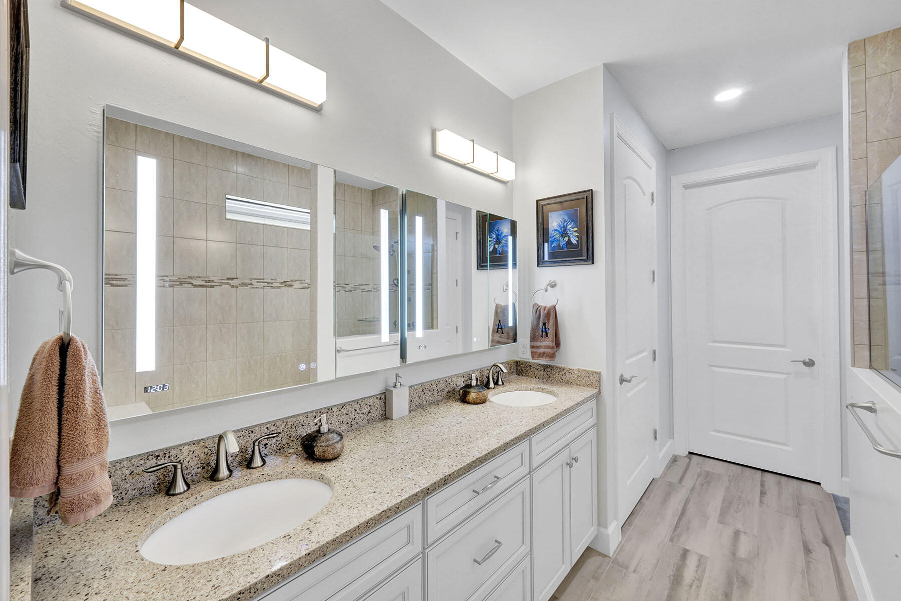 7460 BLACKBERRY DRIVE