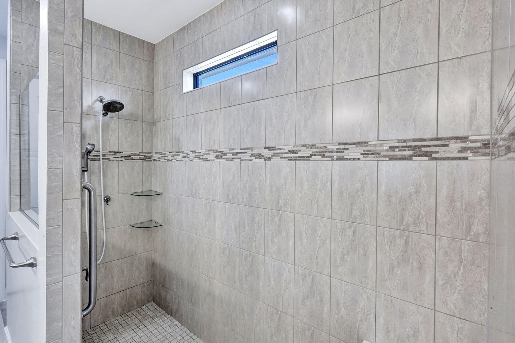 7460 BLACKBERRY DRIVE