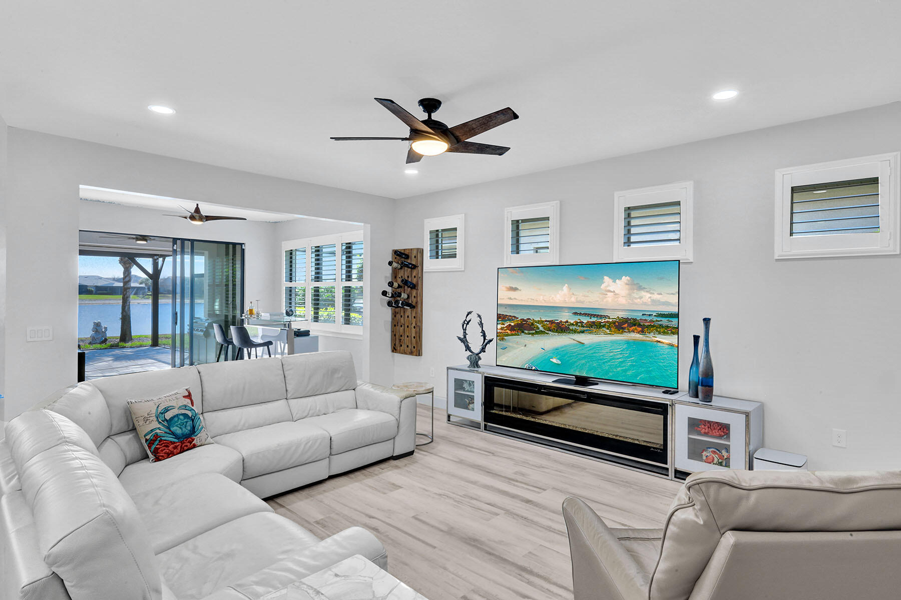 7460 BLACKBERRY DRIVE