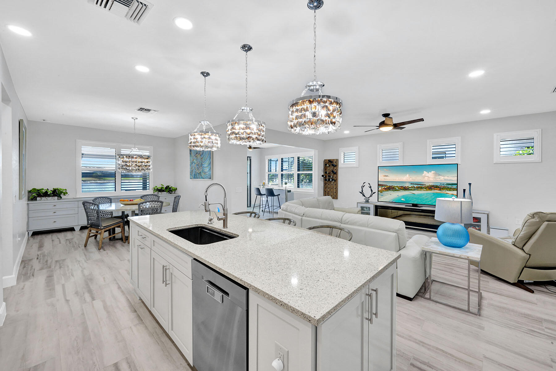 7460 BLACKBERRY DRIVE