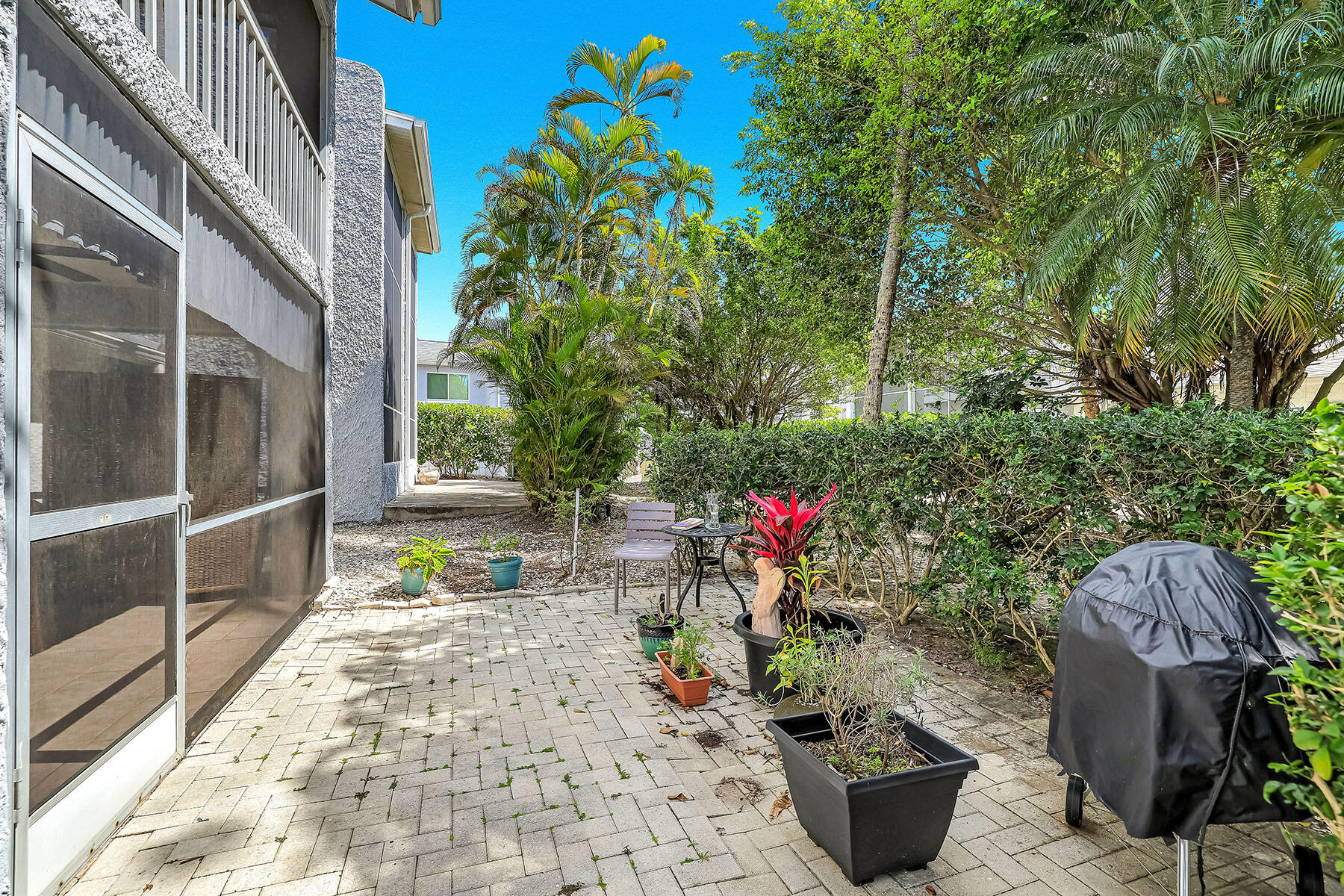 12 WATERCOLOR WAY, 12