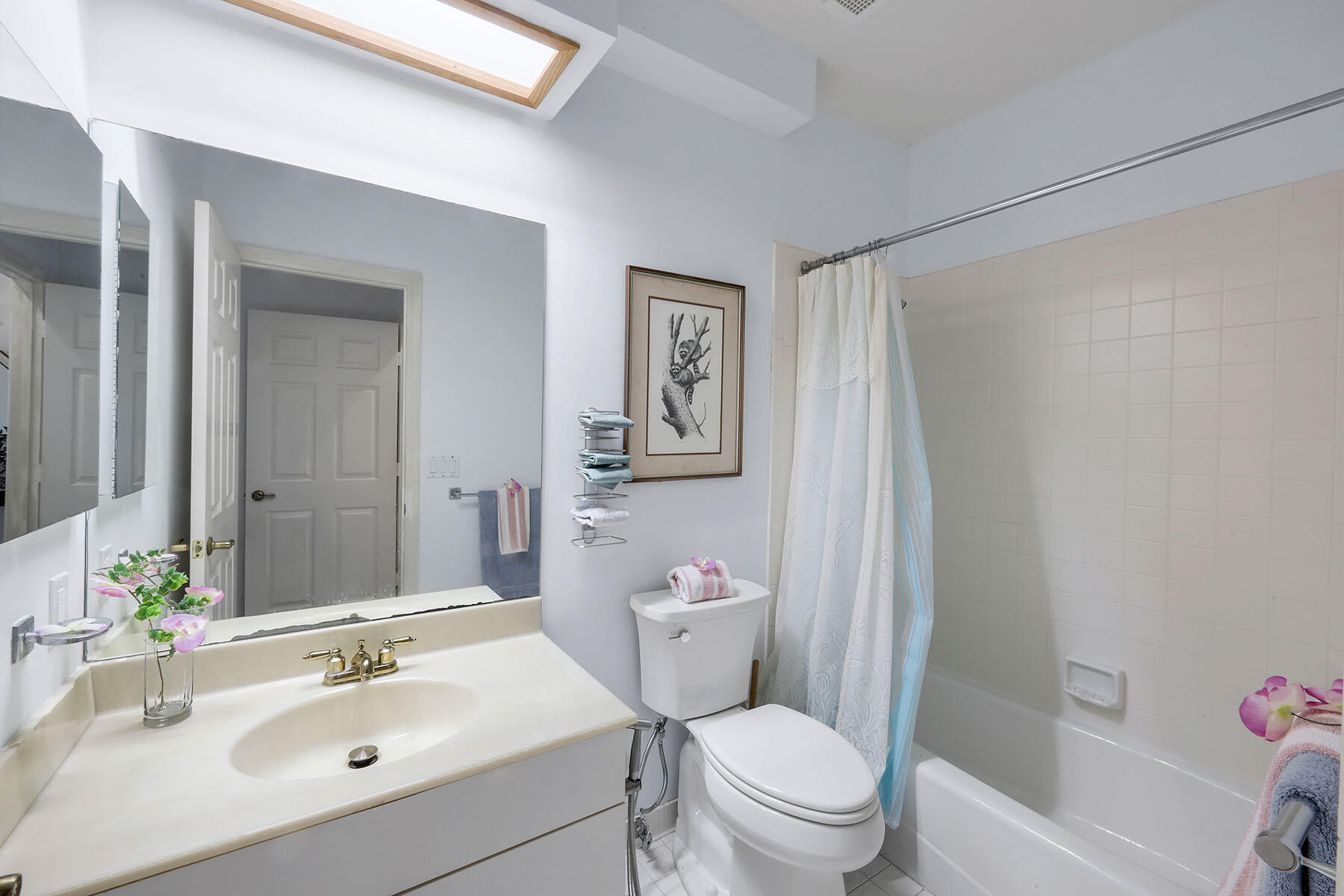 828 HIDEAWAY E, 423