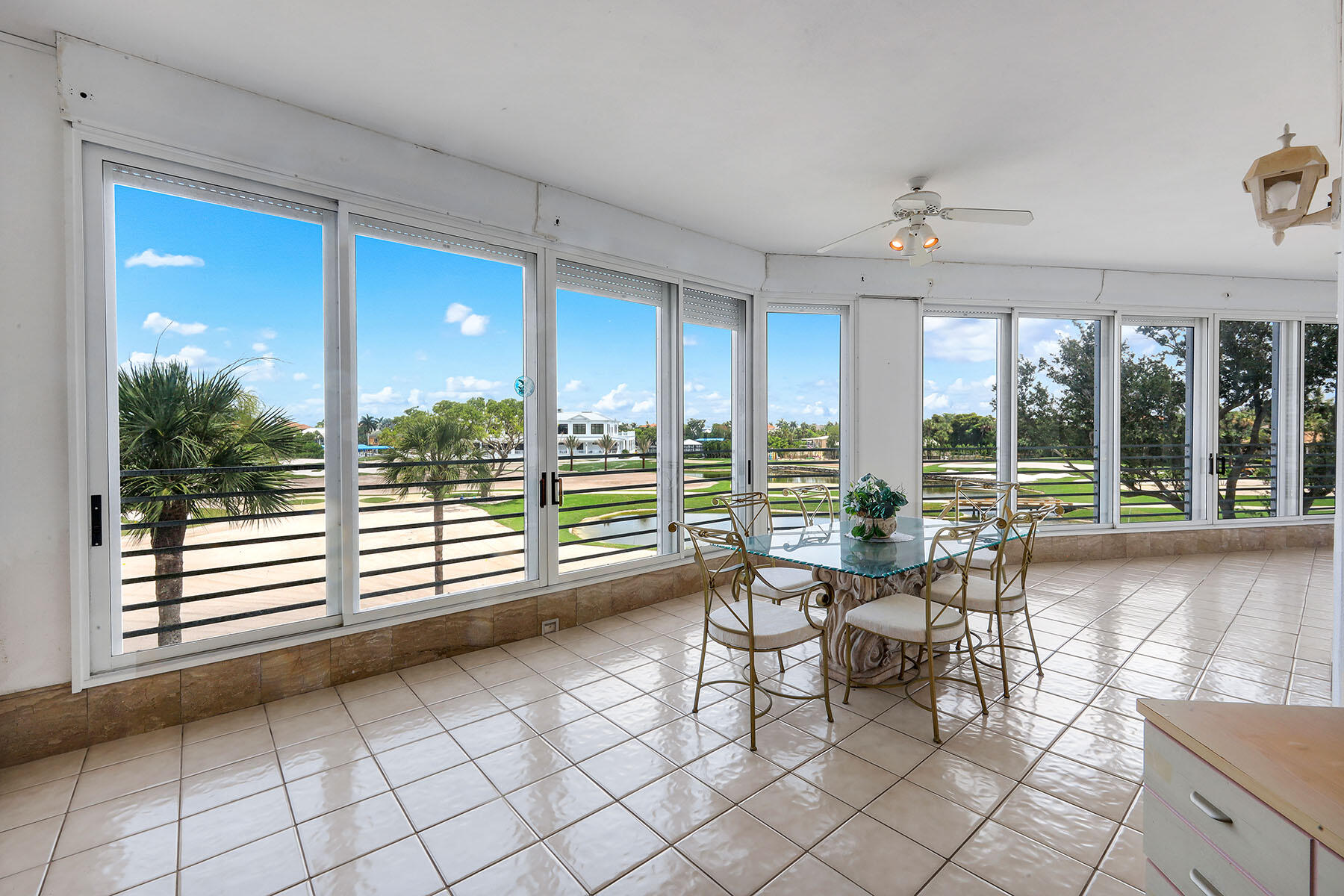 828 HIDEAWAY E, 423