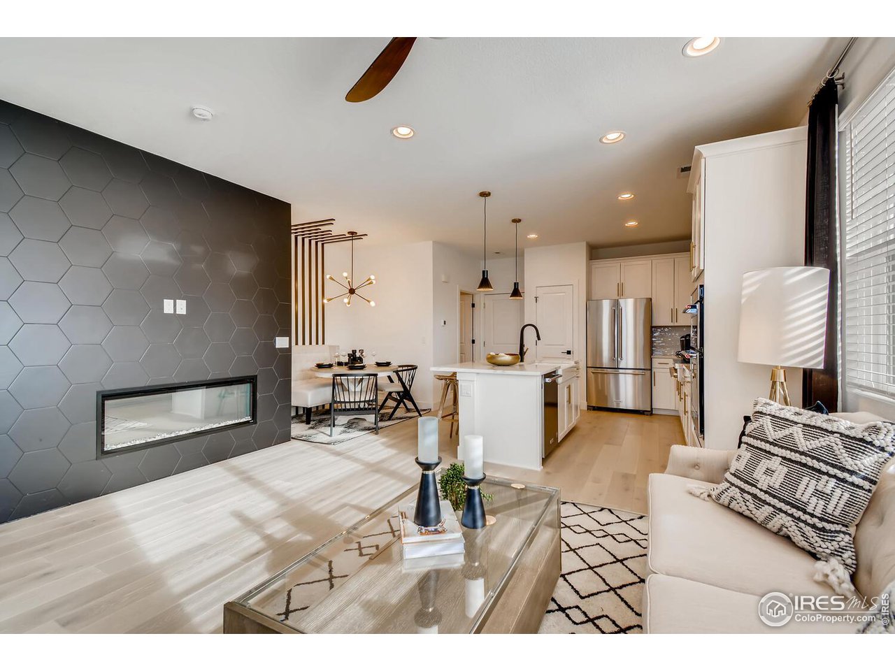 2719 Bear Springs Cir