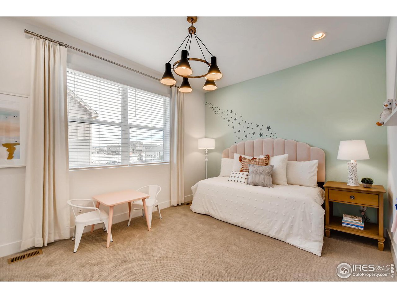 2719 Bear Springs Cir