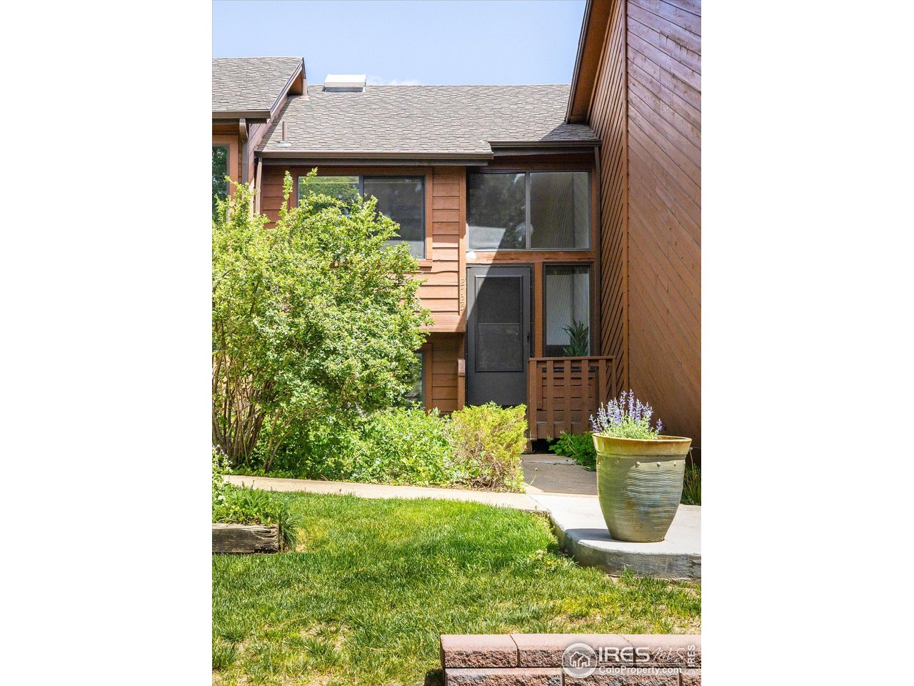 2725 Juniper Ave 78