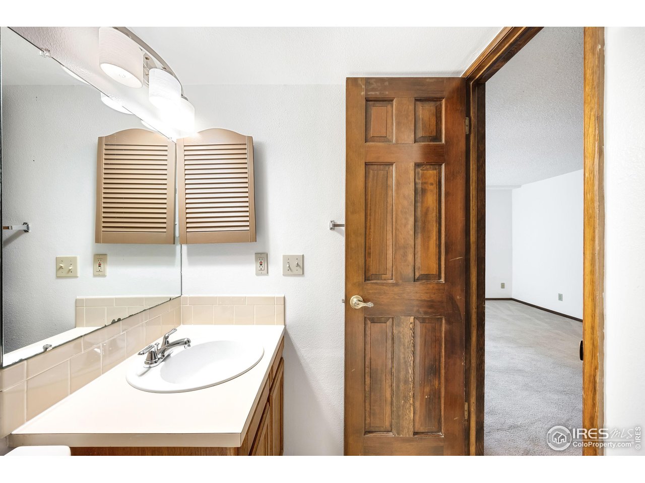 2725 Juniper Ave 78