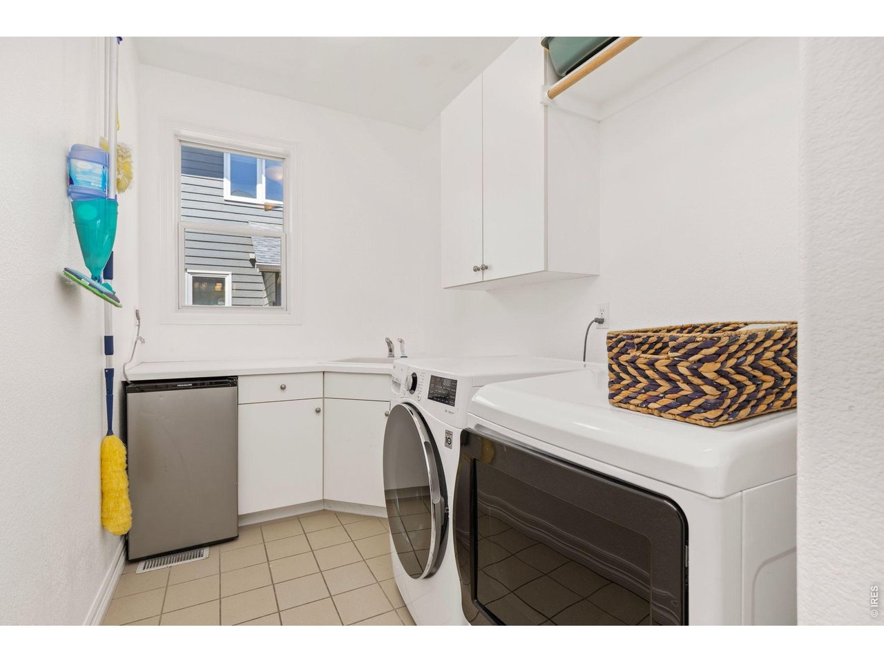 4019 Saint Lucia St