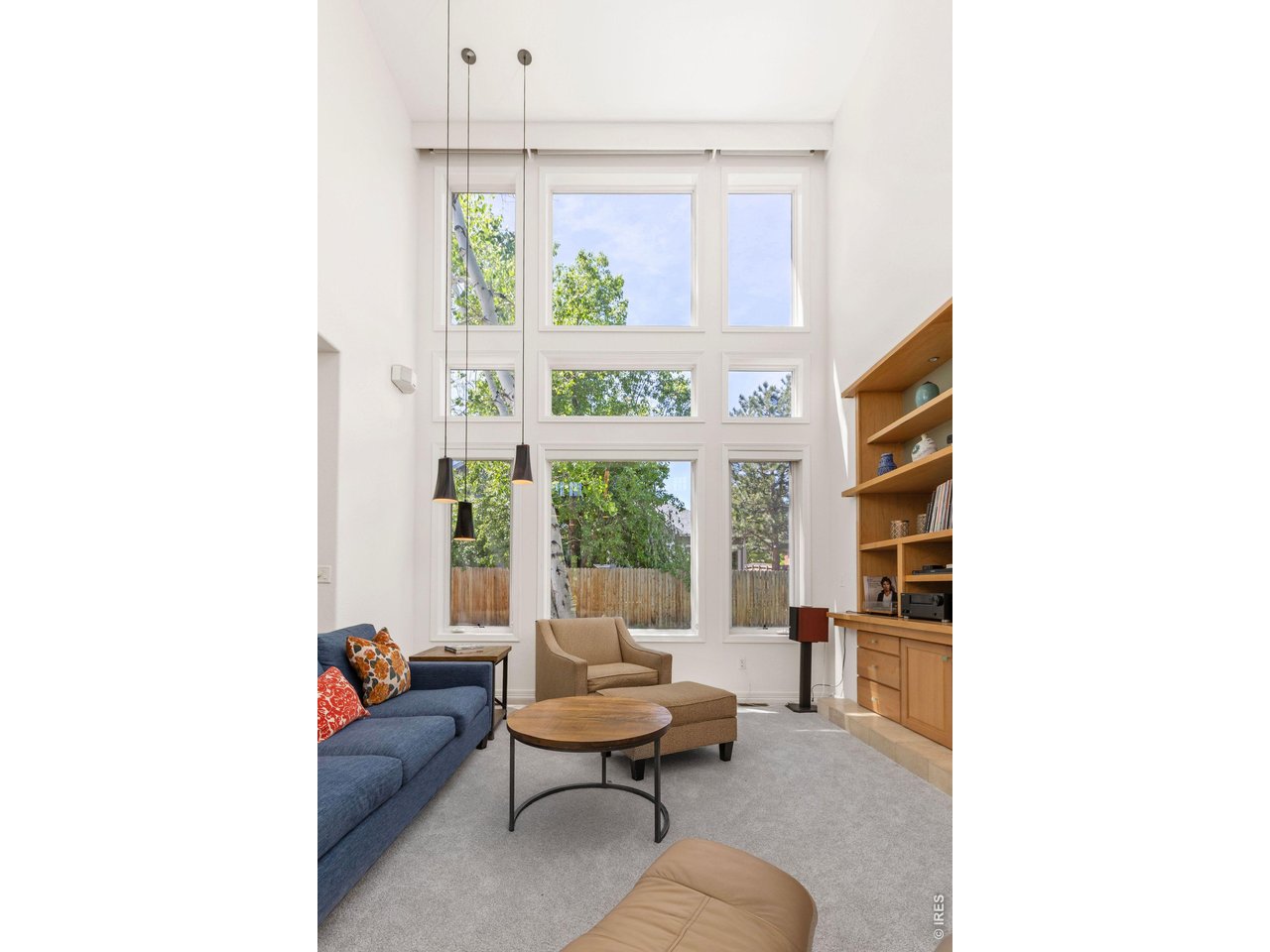 4019 Saint Lucia St