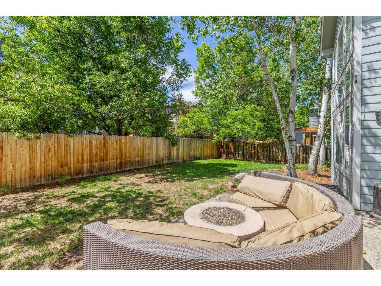 4019 Saint Lucia St