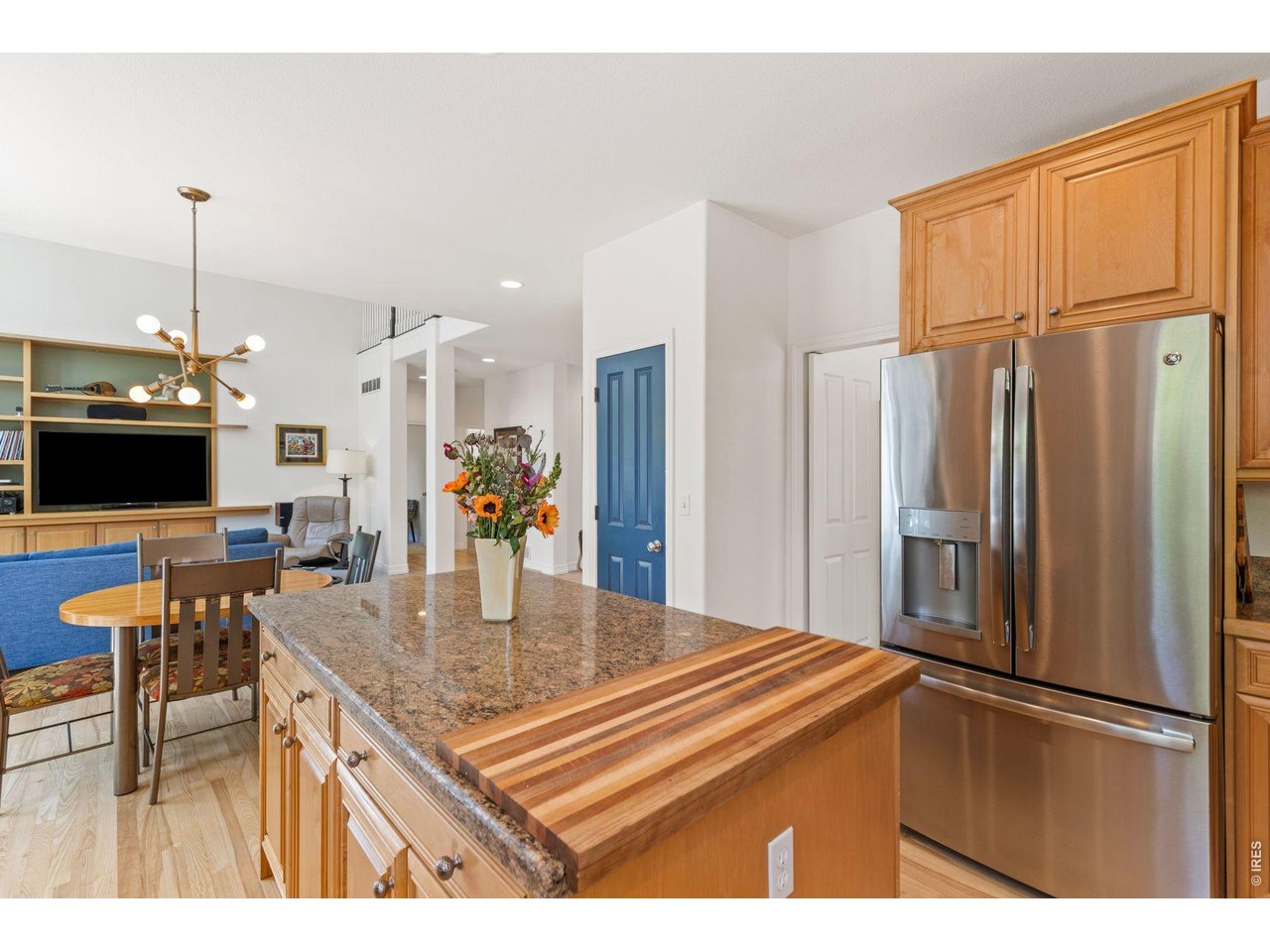 4019 Saint Lucia St