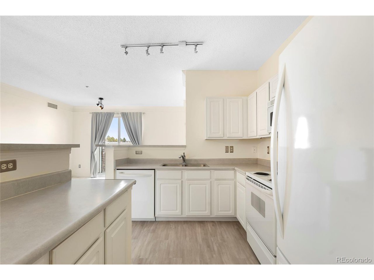 1760 Morrison Ct