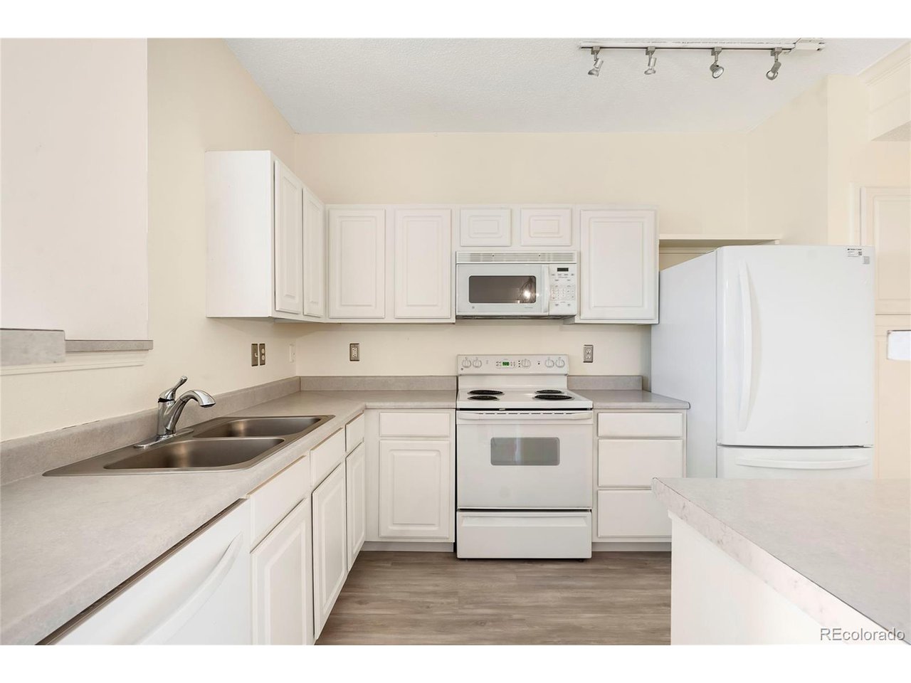 1760 Morrison Ct