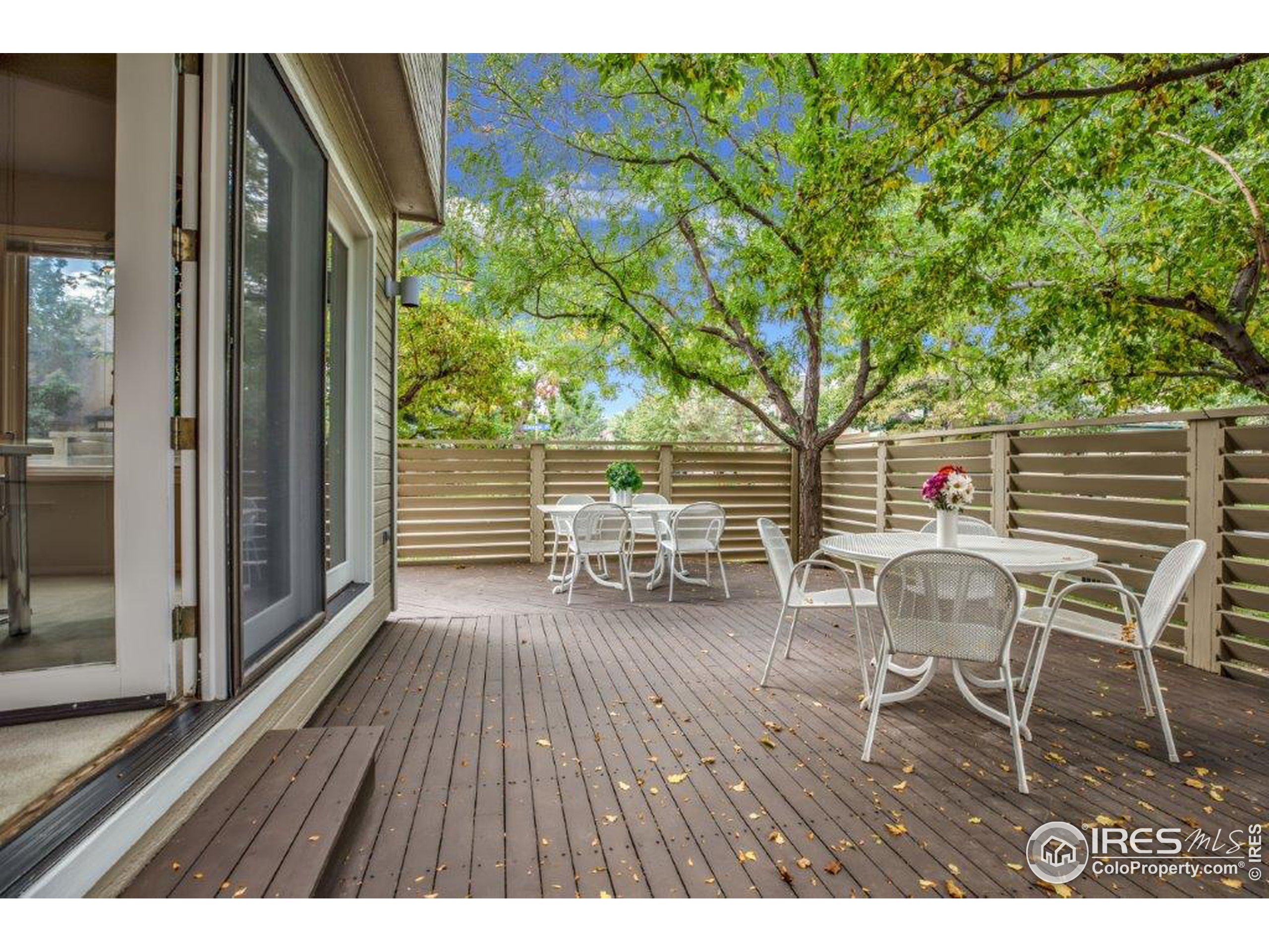 751 Racquet Ln