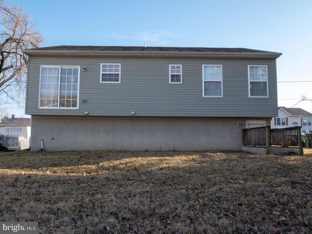 122 Haile Ave