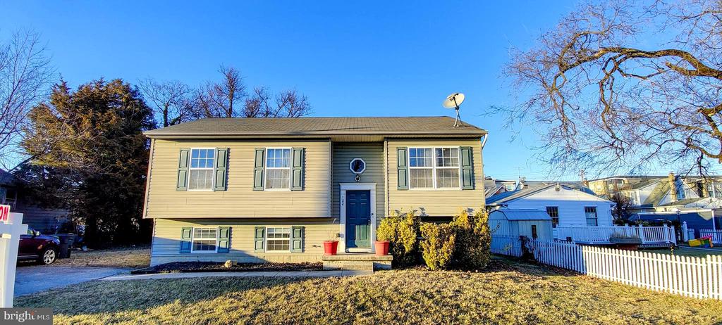122 Haile Ave