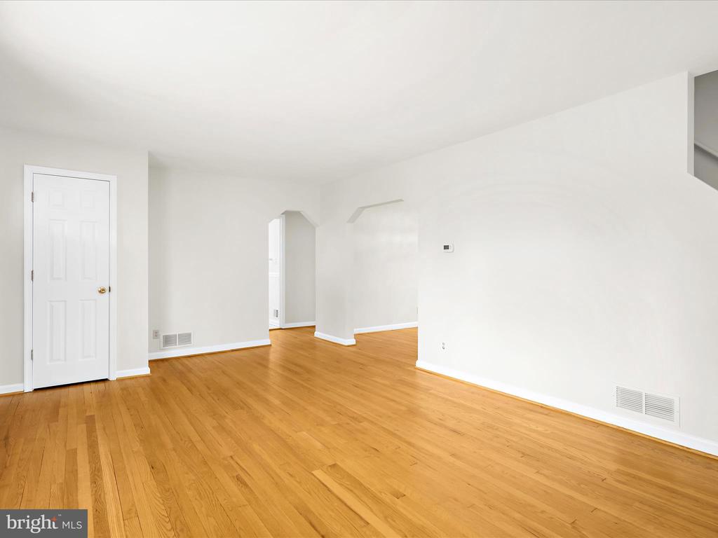 12 Vista Ave
