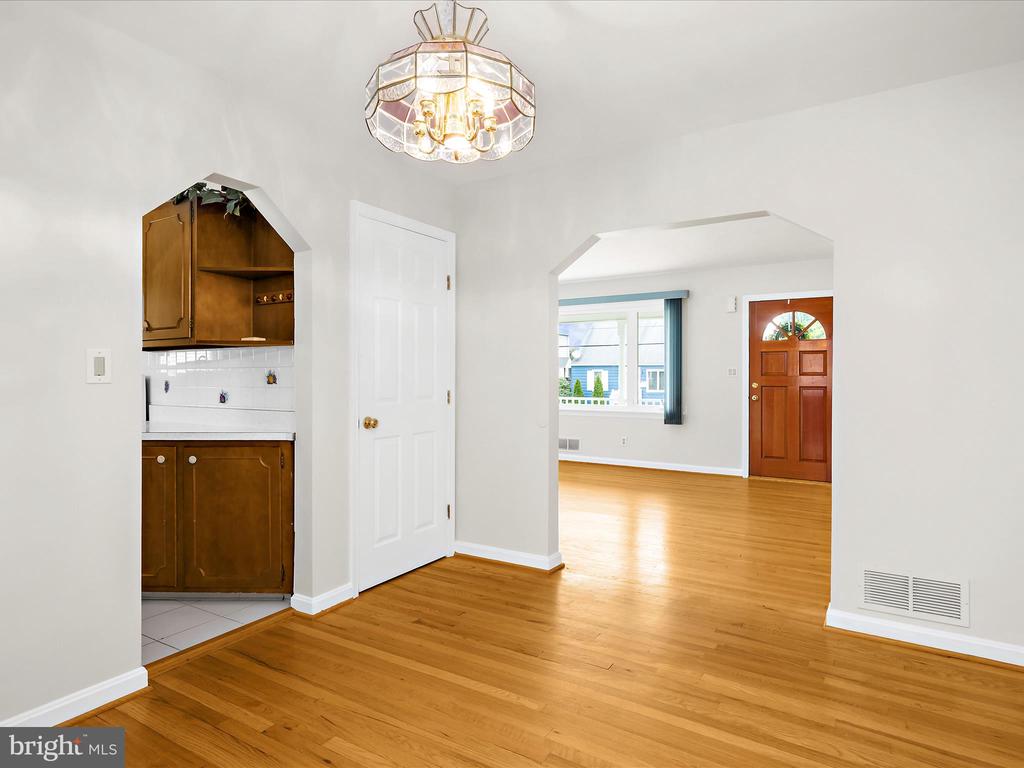 12 Vista Ave