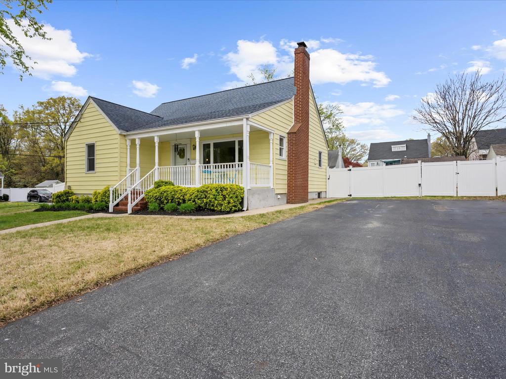 12 Vista Ave